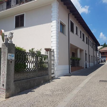 Hotel Ristorante Degli Amici Mongiana 外观 照片